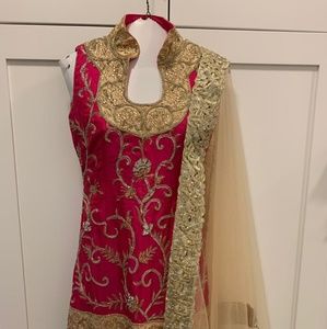 Punjabi suit / indian suit
